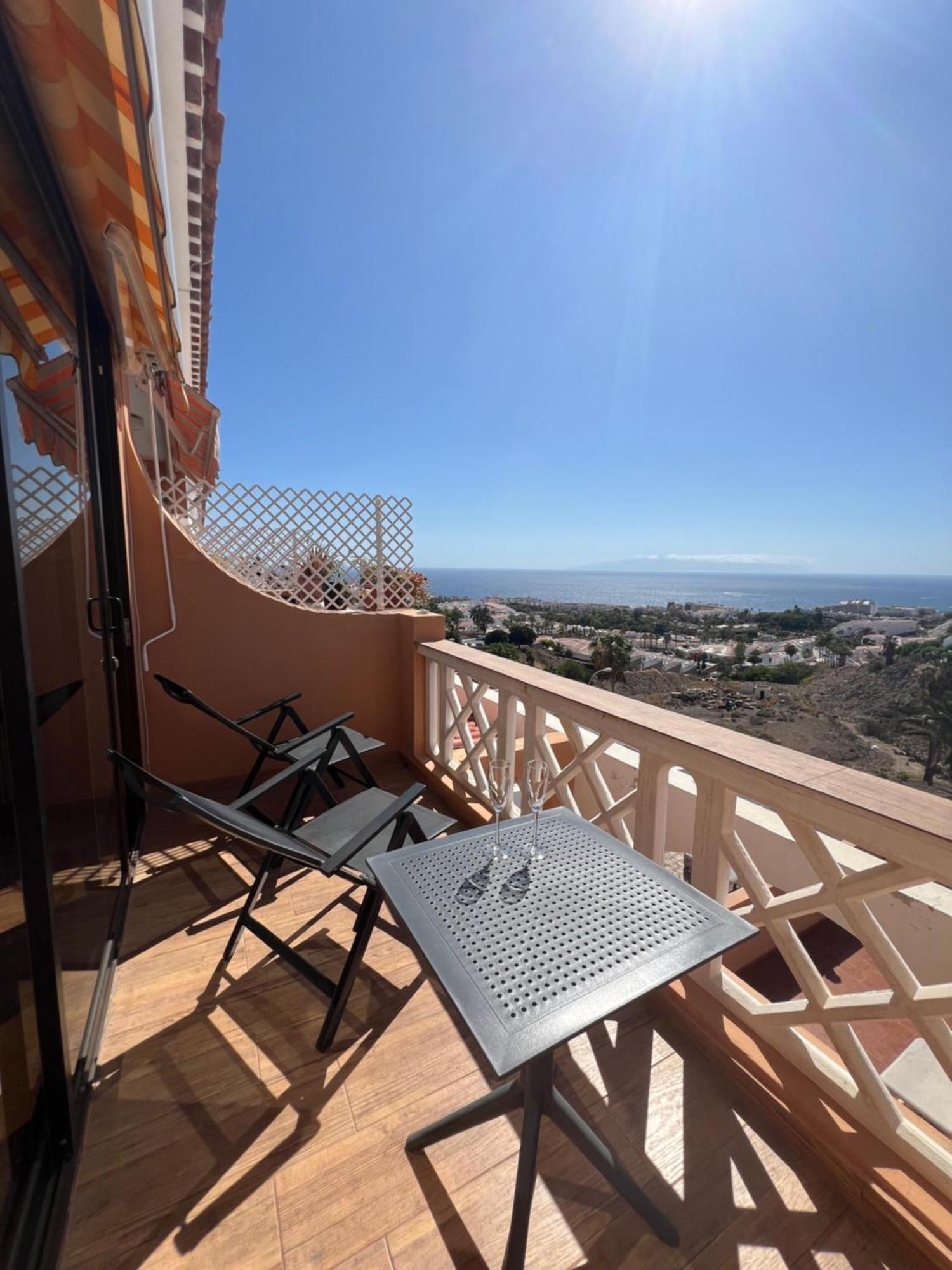 Ocean View Apartment アデヘ エクステリア 写真
